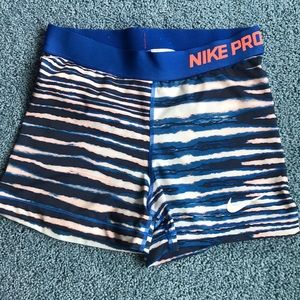 Women’s Nike spandex